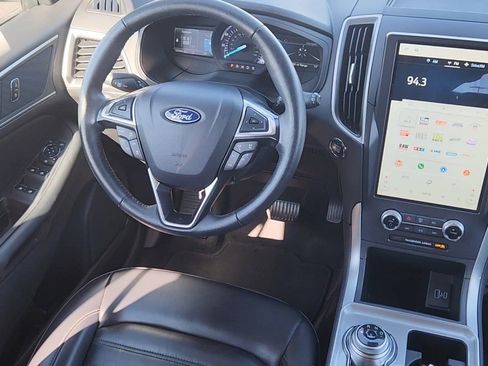 Certified 2024 Ford Edge SEL image 6