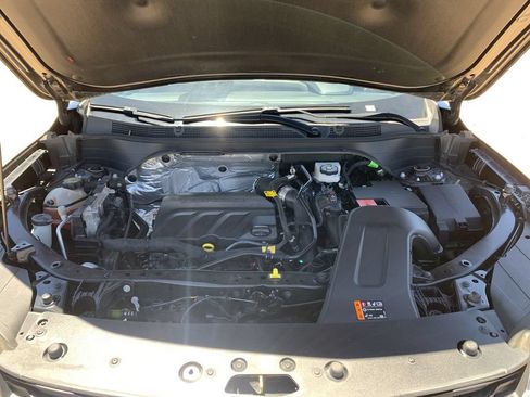 Certified 2024 Chevrolet Trax LT FWD image 28