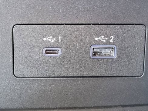 New 2025 Nissan Pathfinder SV w/ SV Premium Package image 21