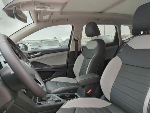 New 2024 Volkswagen Taos SEL image 12