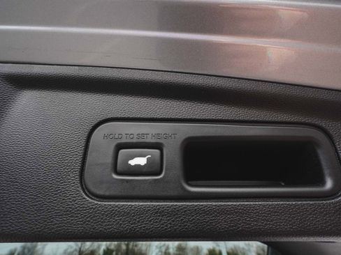 Used 2023 Acura MDX SH-AWD w/ Technology Package image 49