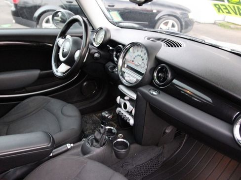 Used 2010 MINI Cooper S image 17