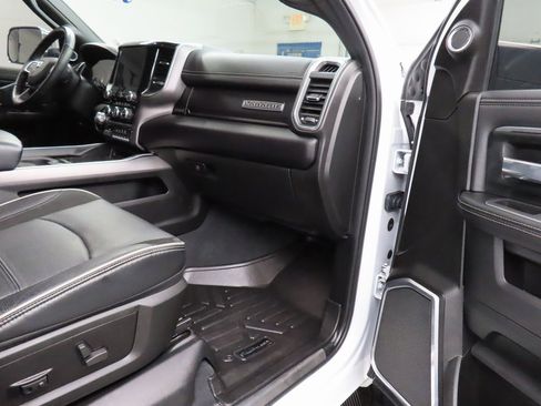 Used 2022 RAM 2500 Laramie image 28