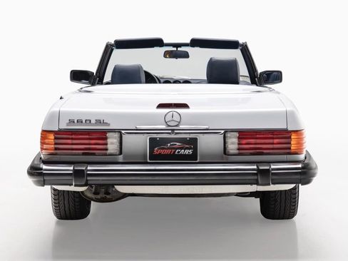 Used 1988 Mercedes-Benz 560 SL image 11