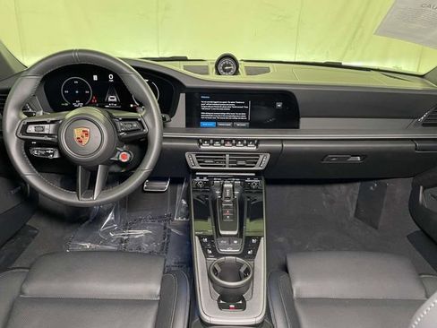Used 2025 Porsche 911 Carrera image 23