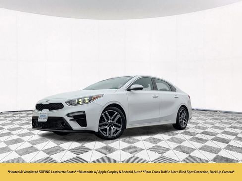 Used 2019 Kia Forte EX image 2