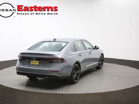 Used 2023 Honda Accord Sport image 39