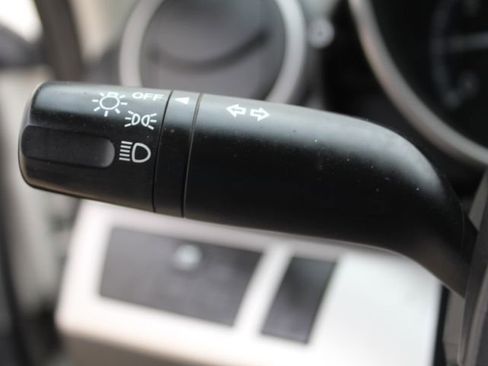 Used 2012 MAZDA MAZDA3 i Sport image 16