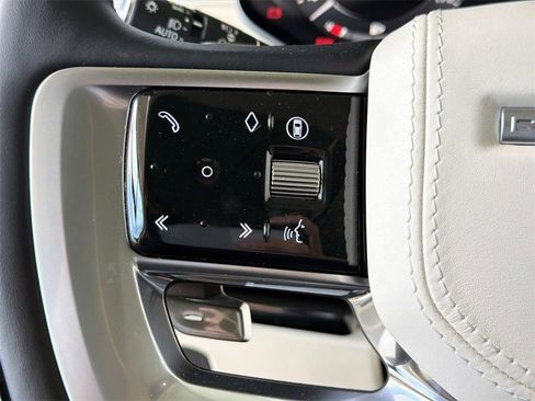 New 2025 Land Rover Range Rover Long Wheelbase Autobiography image 31