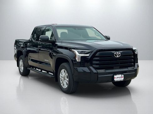 New 2026 Toyota Tundra SR5 AWD/4WD image 3