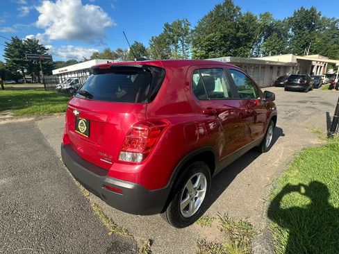 Used 2015 Chevrolet Trax LS AWD/4WD image 5