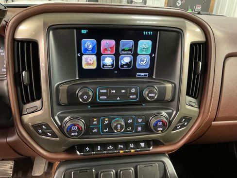 Used 2017 Chevrolet Silverado 2500 High Country w/ Duramax Plus Package AWD/4WD image 18