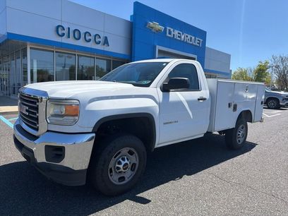 Used 2016 GMC Sierra 2500 2WD Regular Cab w/ Sierra Convenience Package