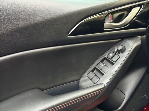 Used 2016 MAZDA MAZDA3 i Grand Touring image 31