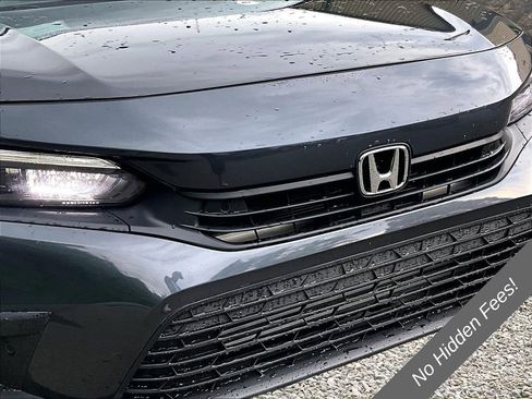 Used 2022 Honda Civic Touring image 21