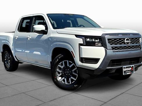 New 2026 Nissan Frontier SV w/ Tow Package image 2