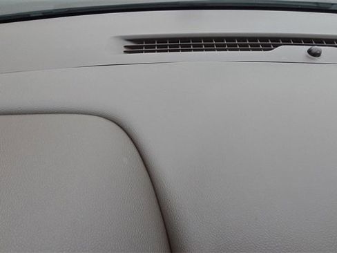 Used 2018 GMC Sierra 1500 SLT w/ SLT Premium Package image 9