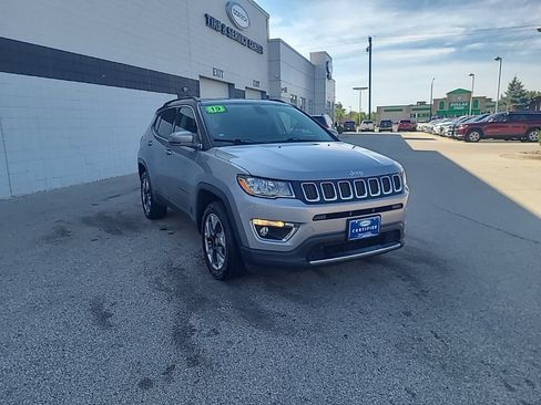 Used 2019 Jeep Compass Limited AWD/4WD image 9