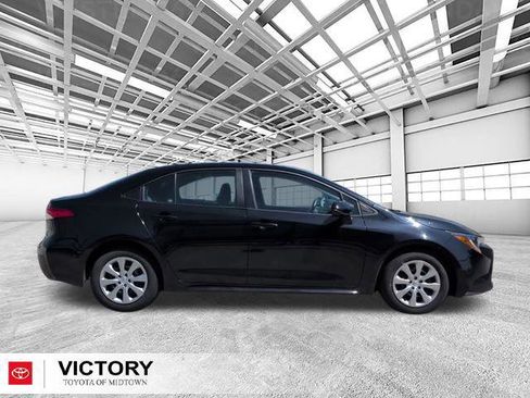 Certified 2024 Toyota Corolla LE FWD image 2