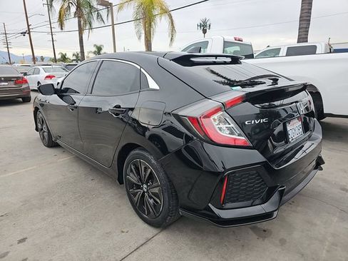 Used 2018 Honda Civic EX image 4