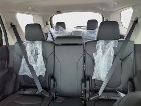 New 2025 Honda Pilot Touring image 21