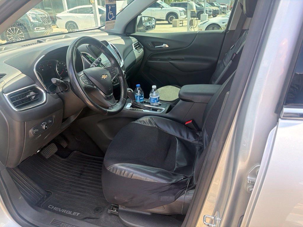 Used 2020 Chevrolet Equinox LT FWD image 9