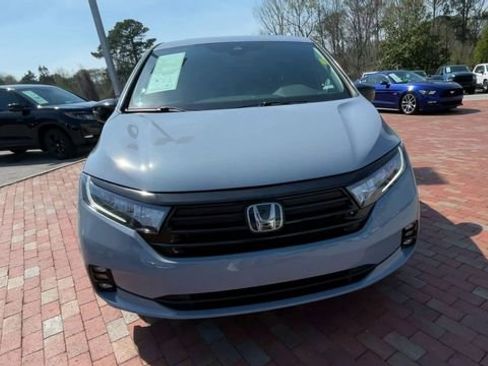 Used 2023 Honda Odyssey Sport image 4