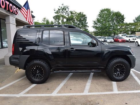 Used 2010 Nissan Xterra X AWD/4WD image 6