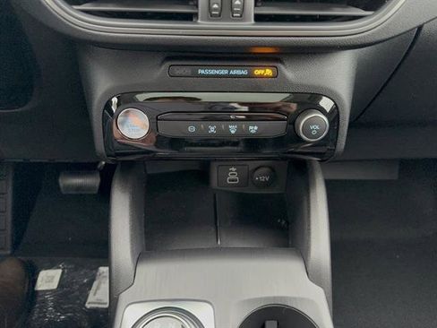 New 2026 Ford Escape SE image 17