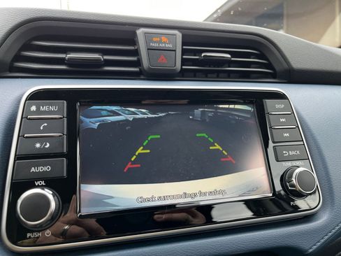 Used 2025 Nissan Versa SV image 24