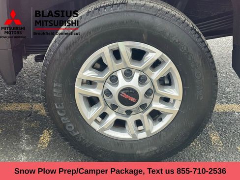 Used 2024 GMC Sierra 2500 SLE w/ SLE Convenience Package image 12