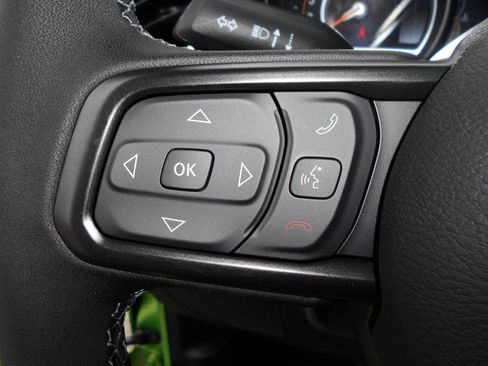 New 2025 Jeep Gladiator Sport image 19