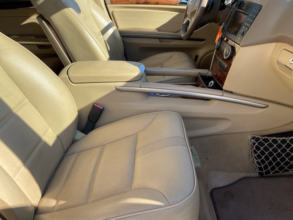 Used 2009 Mercedes-Benz ML 350 4MATIC image 25