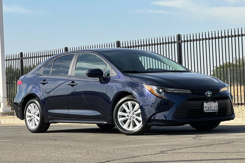 Certified 2025 Toyota Corolla LE w/ LE Premium Package FWD image 2