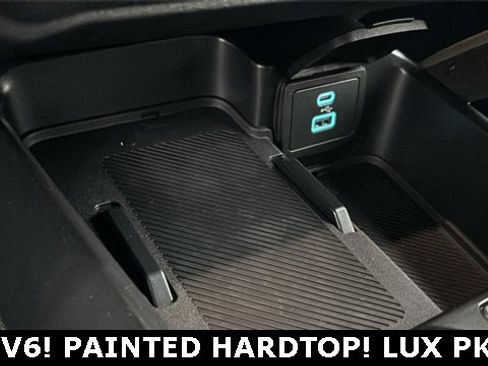 New 2025 Ford Bronco Badlands image 17