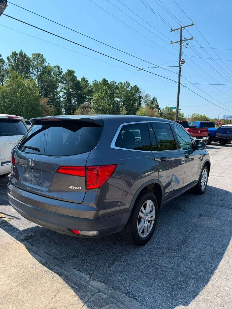 Used 2018 Honda Pilot LX image 7