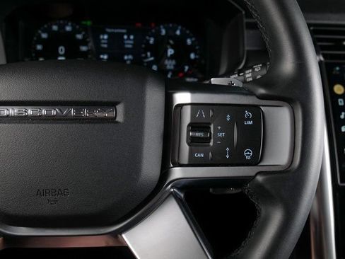 Certified 2025 Land Rover Discovery Dynamic SE AWD/4WD image 20