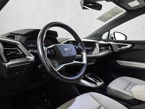 Certified 2023 Audi Q4 e-tron Prestige image 10