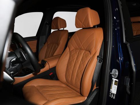 Used 2026 BMW X5 M60i w/ Executive Package AWD/4WD image 38