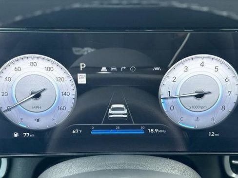 New 2025 Hyundai Elantra SEL image 21