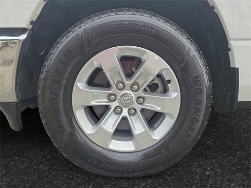 Used 2024 RAM 1500 Laramie image 4