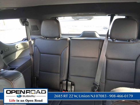 Used 2022 Chevrolet Tahoe High Country image 11