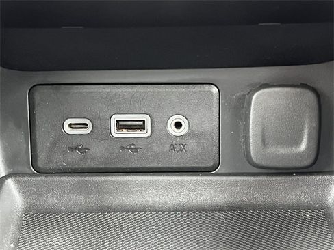 Used 2021 GMC Terrain SLE w/ Driver Convenience Package image 22