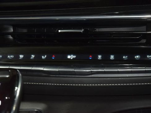 Used 2023 Cadillac Escalade V AWD/4WD image 37