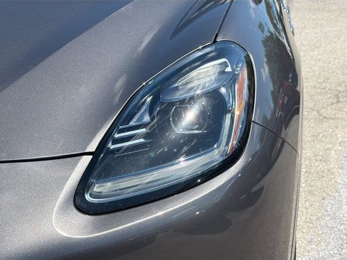 Used 2023 Maserati Grecale GT AWD/4WD image 9