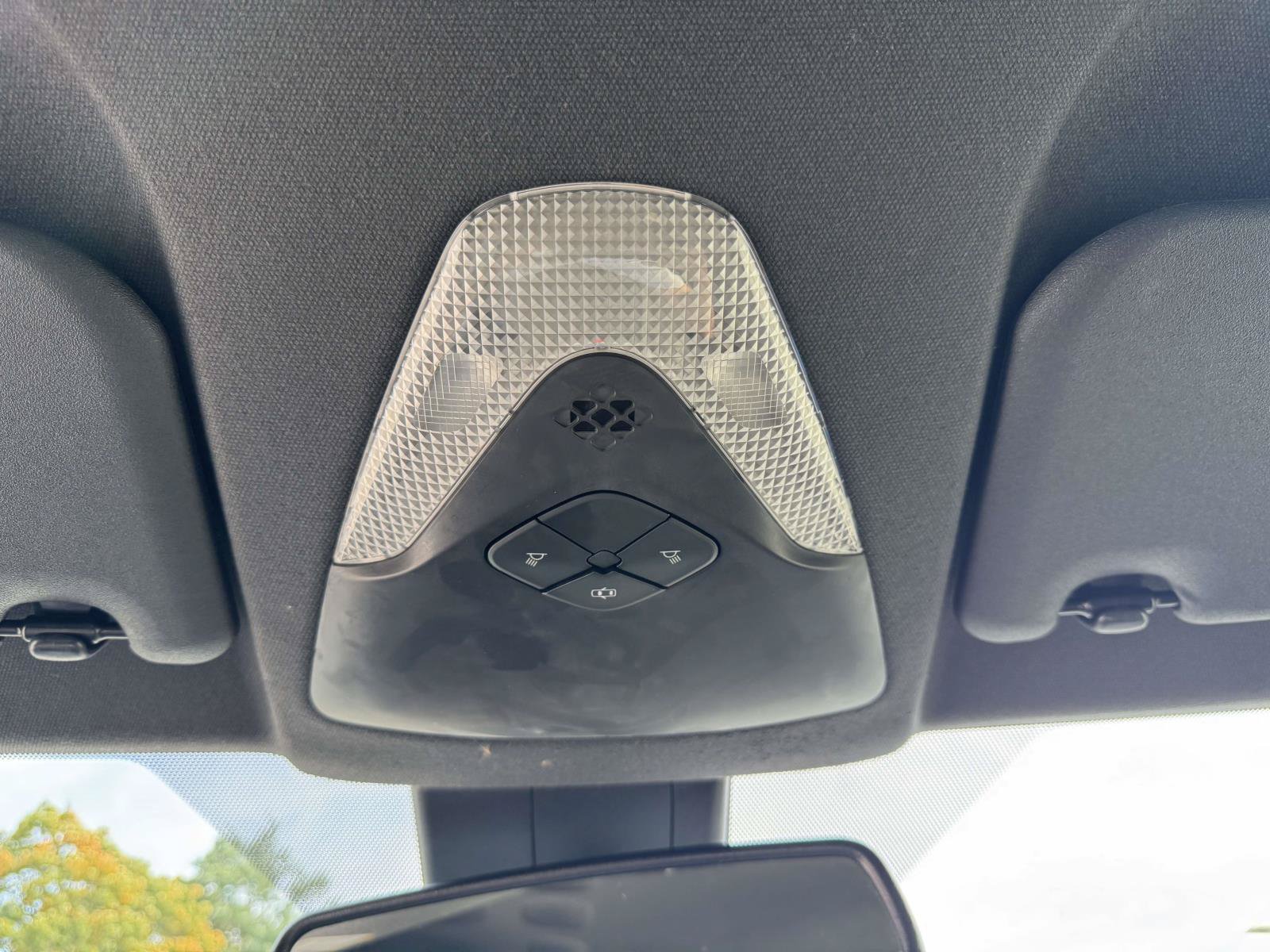 Used 2019 Toyota C-HR LE FWD image 27