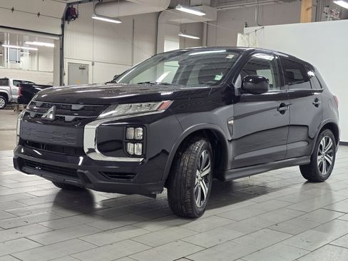 Used 2020 Mitsubishi Outlander Sport ES image 10