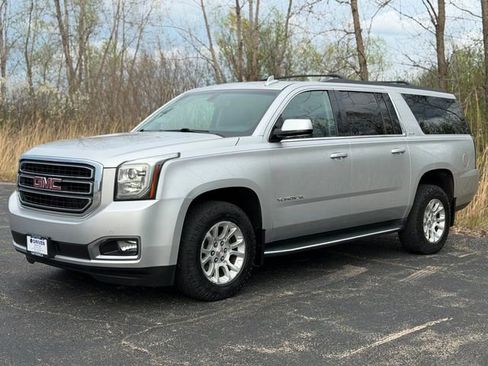 Used 2016 GMC Yukon XL SLE AWD/4WD image 4