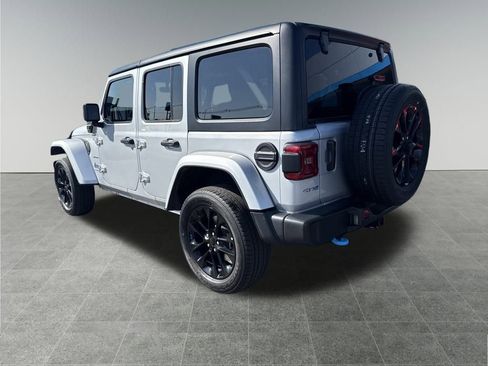 Used 2023 Jeep Wrangler Unlimited Sahara image 3