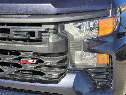 Used 2022 Chevrolet Silverado 1500 Custom Trail Boss w/ LPO, Dark Essentials Package image 15